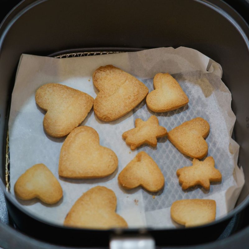 How to Use an Air Fryer to Cook Biscuits?